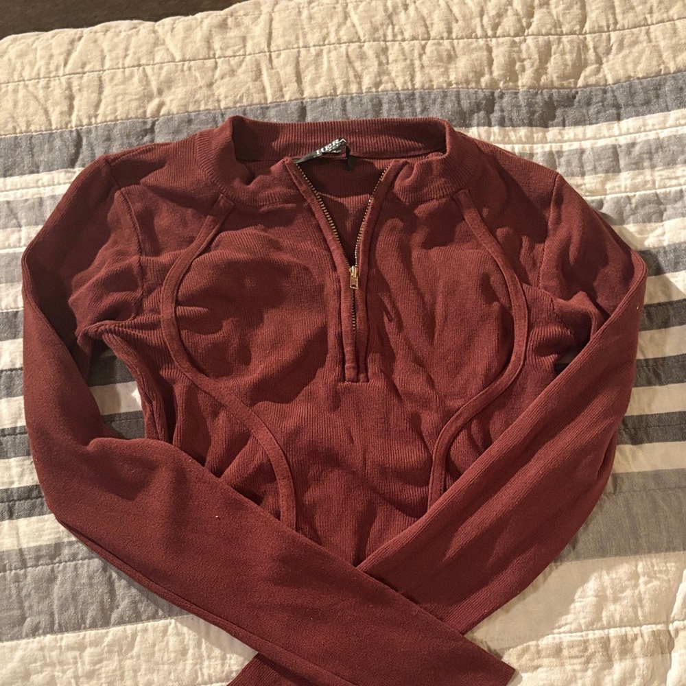 Women's Burgundy Long Sleeve Top